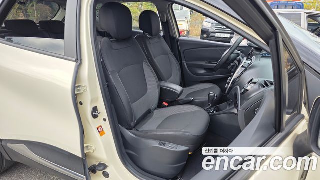 Renault Korea QM3 2015 — photo 16