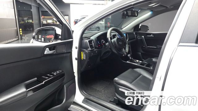 Kia Sportage 2018 — photo 13