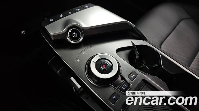 Kia EV6 2023 — photo 9