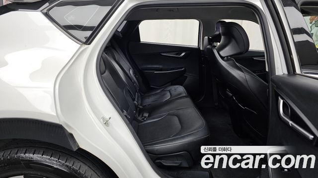 Kia EV6 2023 — photo 12