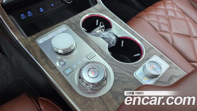 Genesis GV80 2024 — photo 12