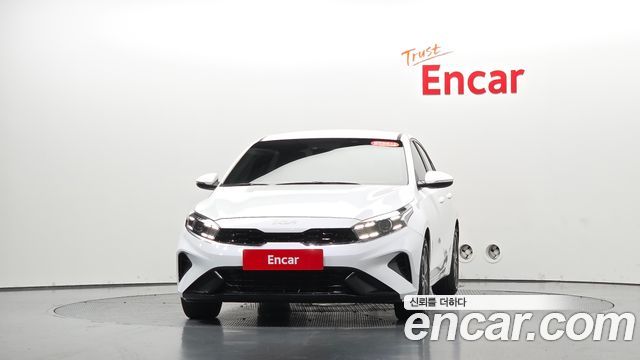 Kia K3 2023 — photo 3