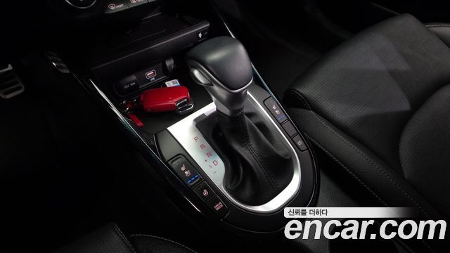 Kia K3 2023 — photo 12