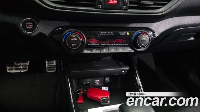 Kia K3 2023 — photo 23