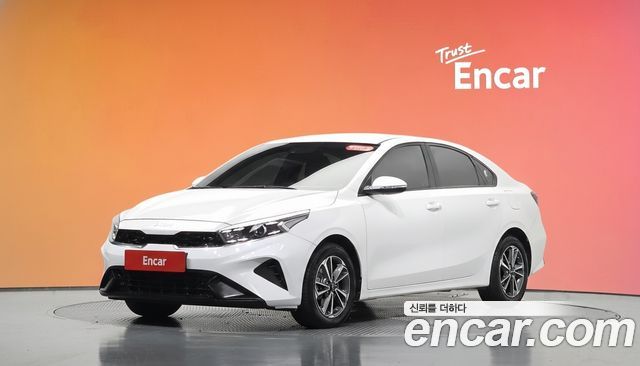 Kia K3 2023 — photo 1
