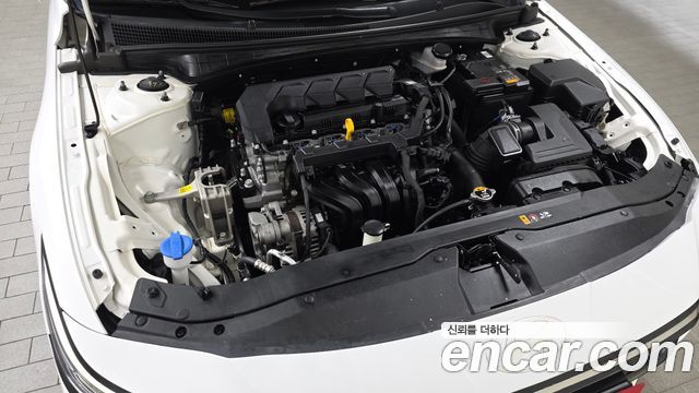 Hyundai AVANTE 2024 — photo 6