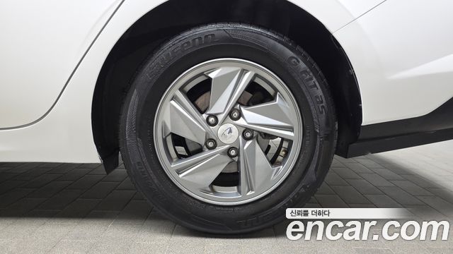 Hyundai AVANTE 2024 — photo 7