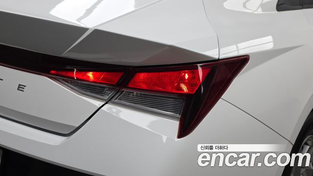 Hyundai AVANTE 2024 — photo 9