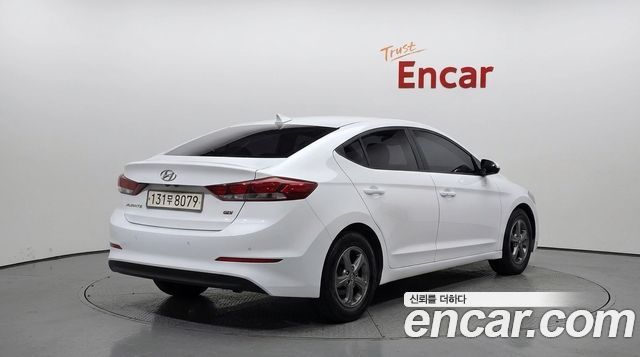 Hyundai AVANTE 2016 — photo 2