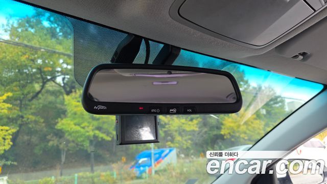 Hyundai AVANTE 2016 — photo 25