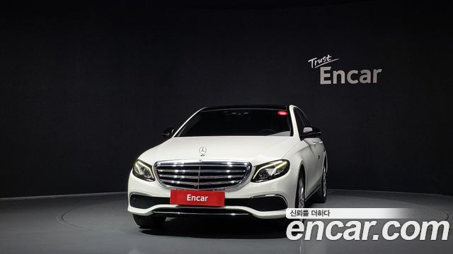 Mercedes-Benz E-Class 2019 — photo 3
