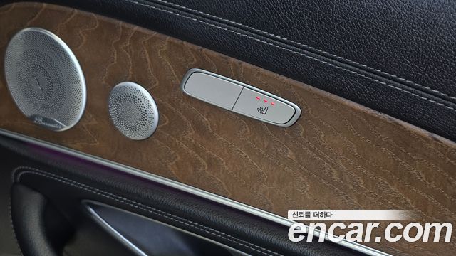 Mercedes-Benz E-Class 2019 — photo 29