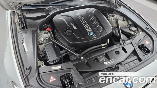 BMW 5-Series 2014 — photo 6