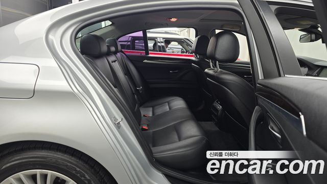 BMW 5-Series 2014 — photo 12