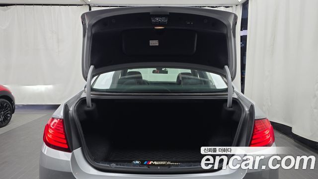 BMW 5-Series 2014 — photo 20