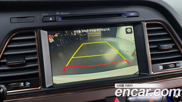 Hyundai Sonata 2016 — photo 16