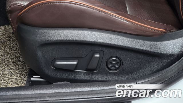 Hyundai Sonata 2016 — photo 18
