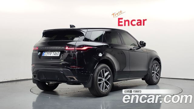 Land Rover Range Rover Evoque 2025 — photo 2