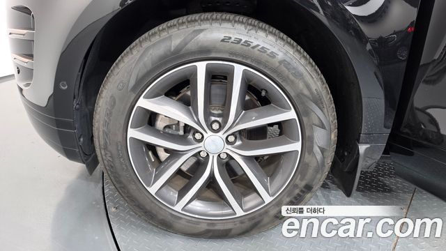 Land Rover Range Rover Evoque 2025 — photo 5