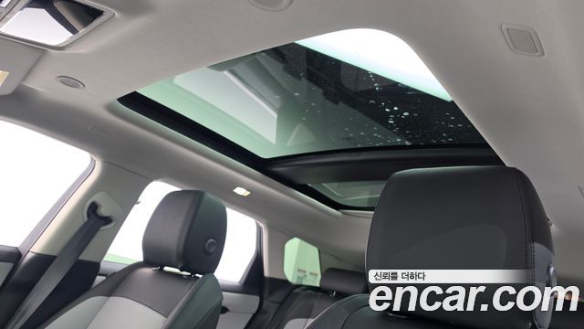 Land Rover Range Rover Evoque 2025 — photo 18