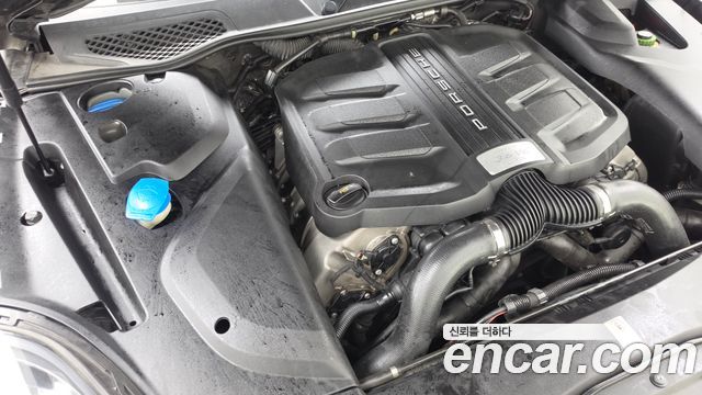 Porsche Cayenne 2016 — photo 6