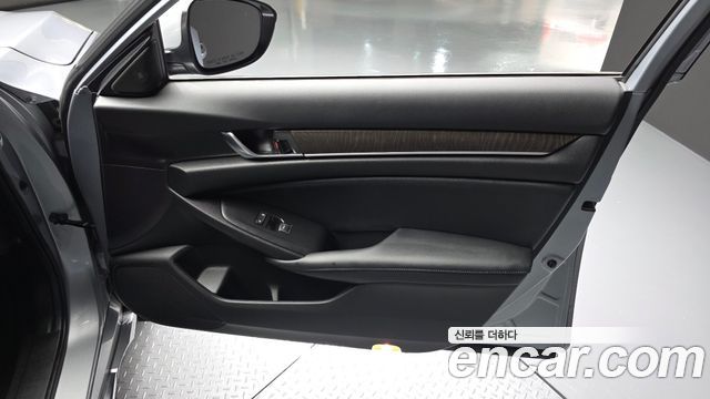 Honda Accord 2021 — photo 14