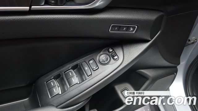 Honda Accord 2021 — photo 31