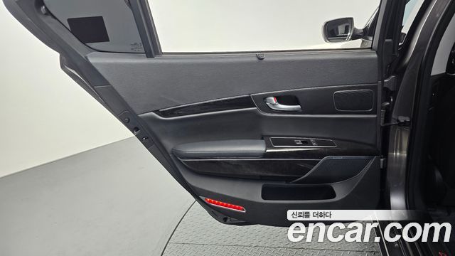 Kia K9 2014 — photo 15