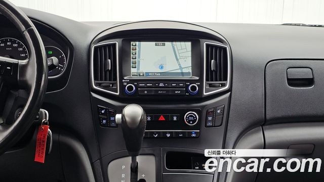 Hyundai Starex 2019 — photo 20
