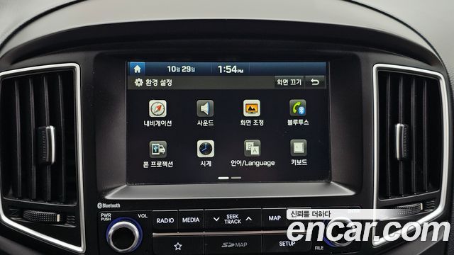 Hyundai Starex 2019 — photo 22