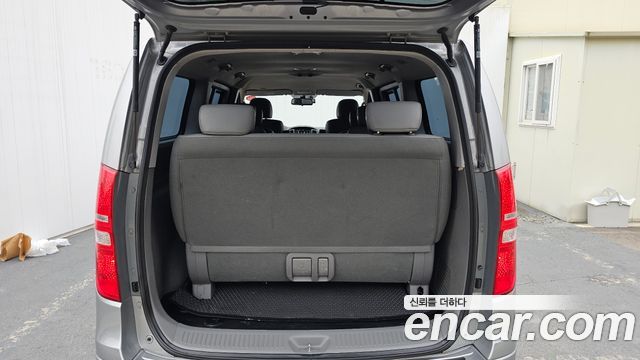 Hyundai Starex 2019 — photo 35