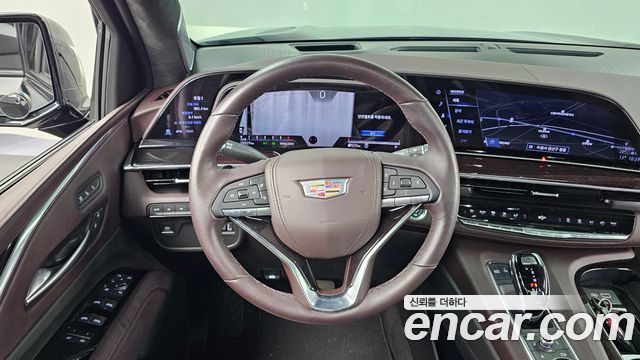 Cadillac Escalade 2023 — photo 19