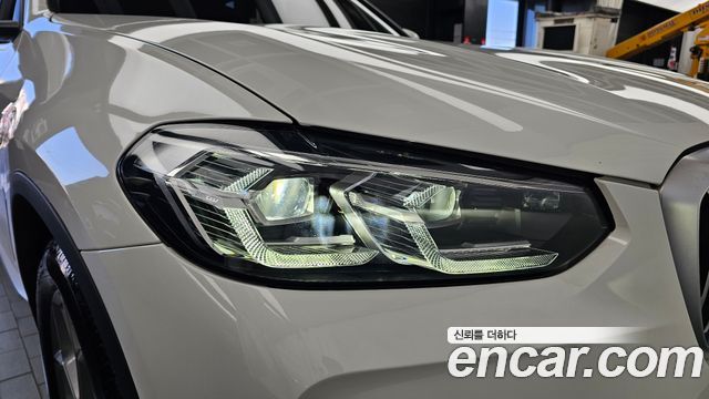 BMW X3 2022 — photo 8