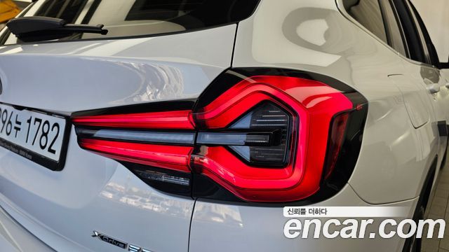 BMW X3 2022 — photo 9