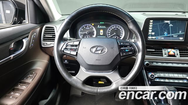Hyundai Grandeur 2017 — photo 18