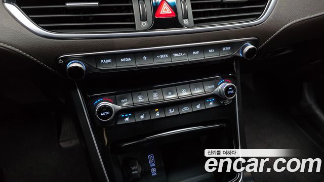 Hyundai Grandeur 2017 — photo 22