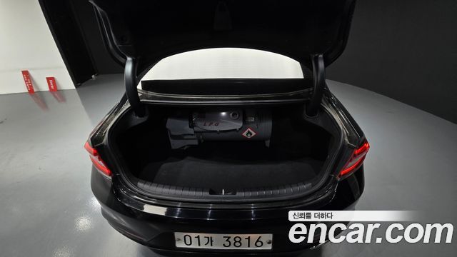 Hyundai Grandeur 2017 — photo 28
