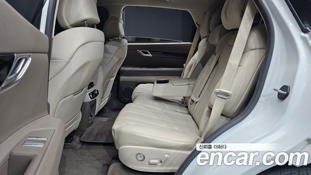 Genesis GV80 2023 — photo 17