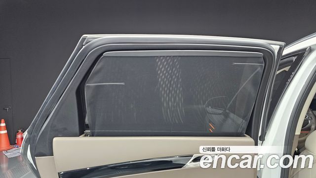 Genesis GV80 2023 — photo 23