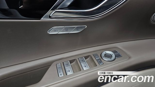 Genesis GV80 2023 — photo 27