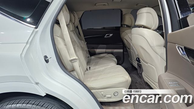Genesis GV80 2023 — photo 35