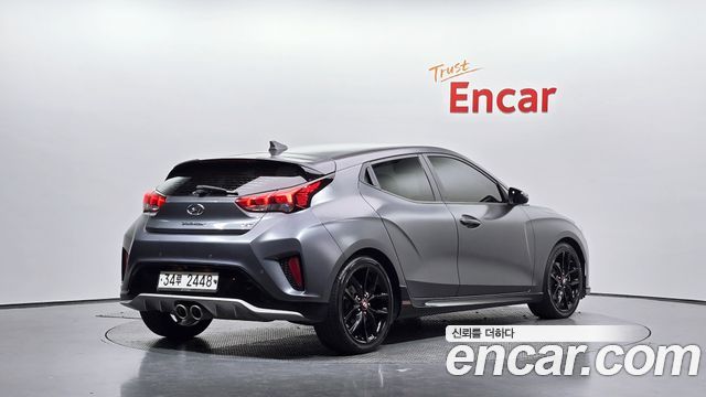 Hyundai Veloster 2018 — photo 2
