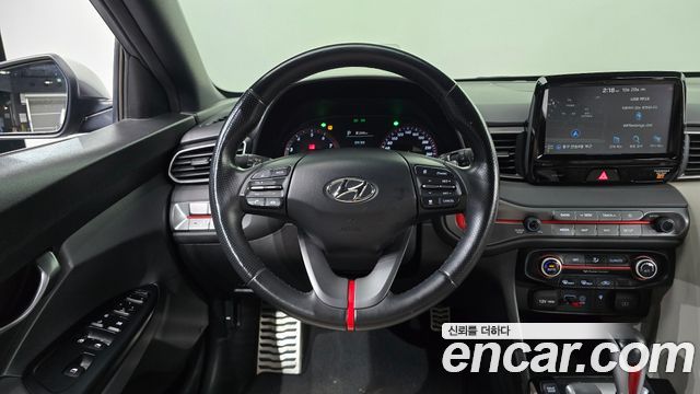 Hyundai Veloster 2018 — photo 13