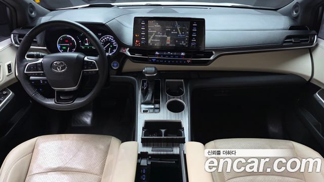 Toyota Sienna 2021 — photo 10