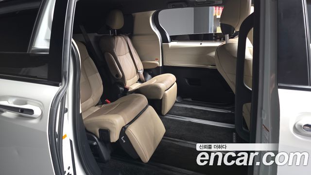 Toyota Sienna 2021 — photo 18