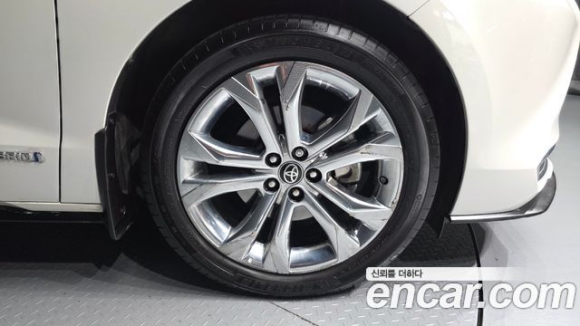 Toyota Sienna 2021 — photo 7