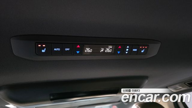 Toyota Sienna 2021 — photo 27