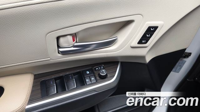 Toyota Sienna 2021 — photo 32