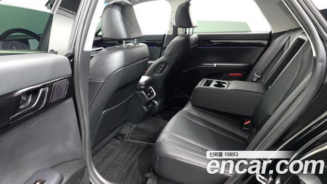 Hyundai Grandeur 2023 — photo 11
