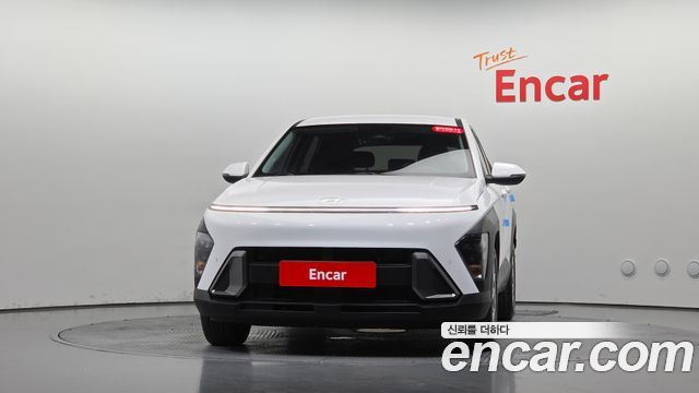 Hyundai Kona 2023 — photo 3